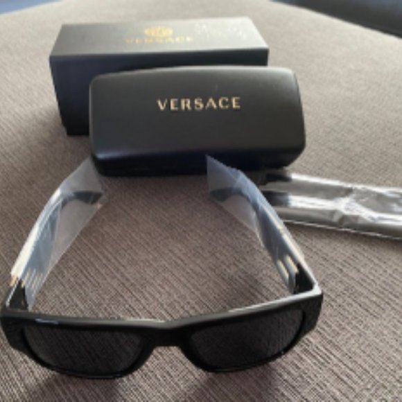 GRECA VERSACE Sunglasses